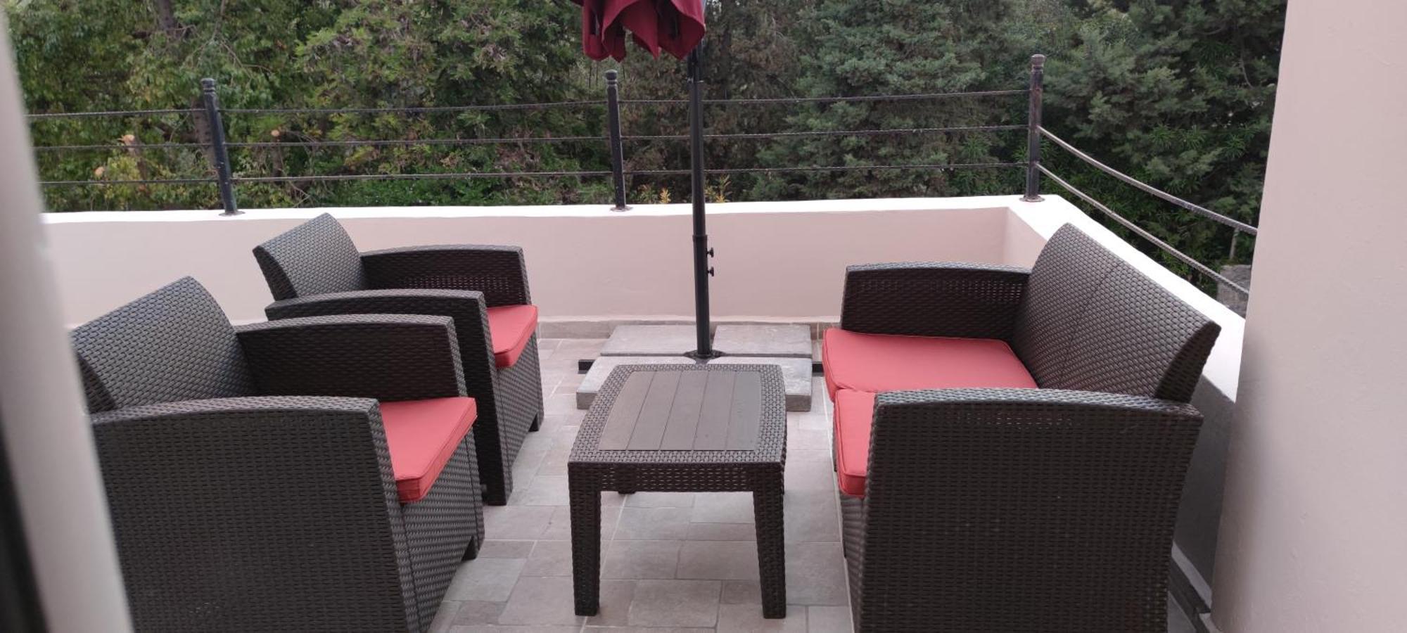קיירניה Suluca Homes חדר תמונה