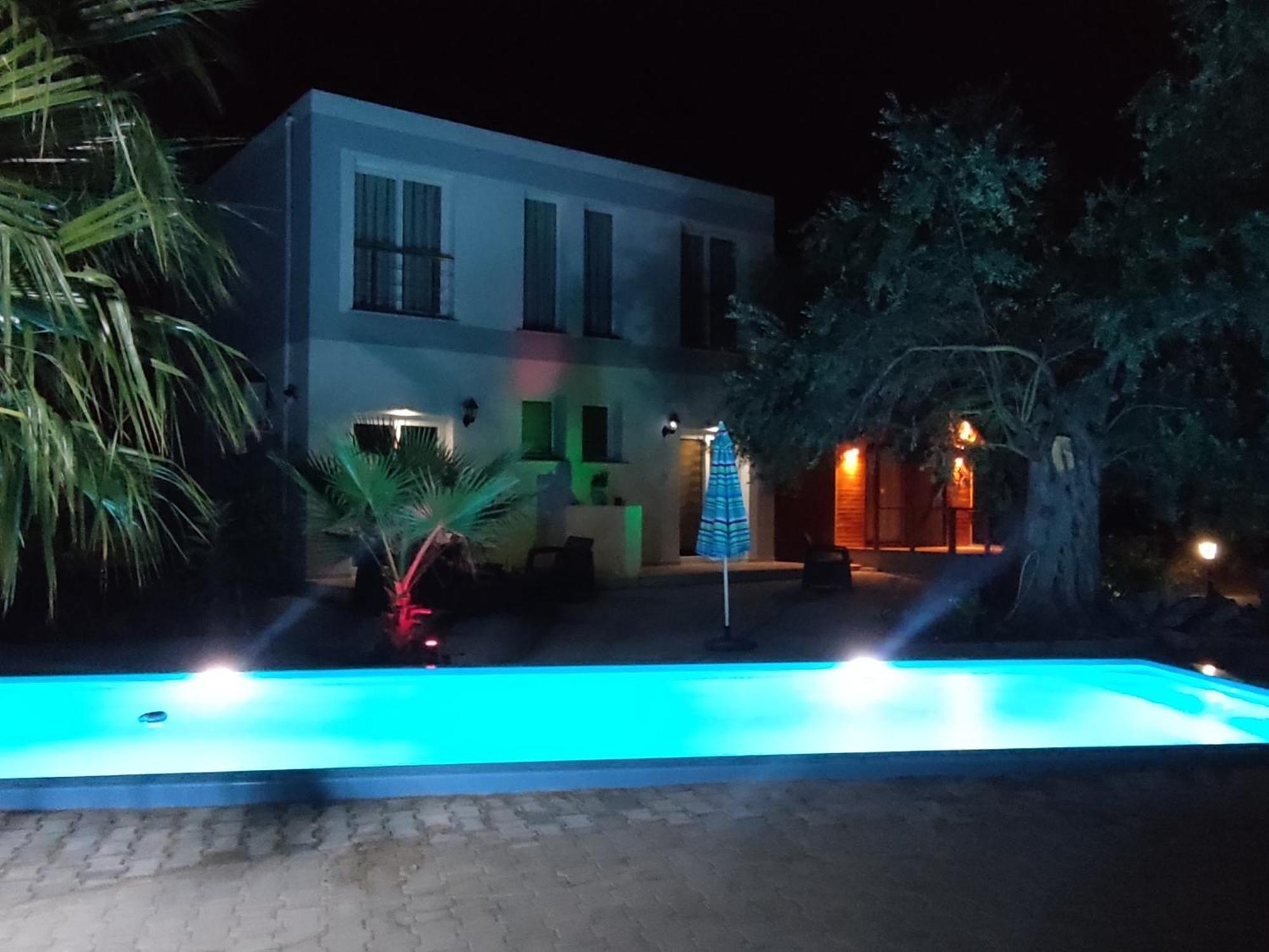 קיירניה Suluca Homes מראה חיצוני תמונה